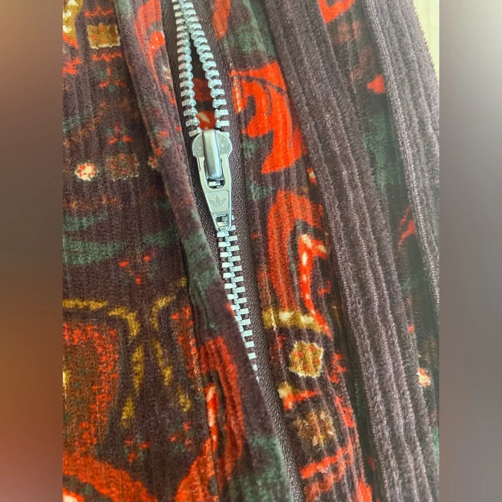 ADIDAS Men's Corduroy Cotton Track Pants IS5277 Size Medium 70’s Style Paisley - Picture 7 of 12